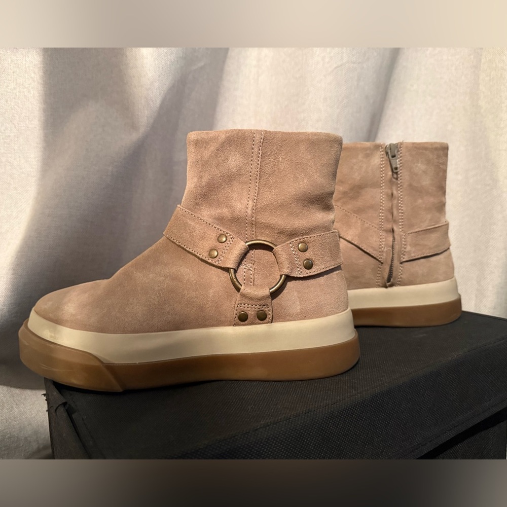 Free People Bodhi Harness in light tan suede 🤎